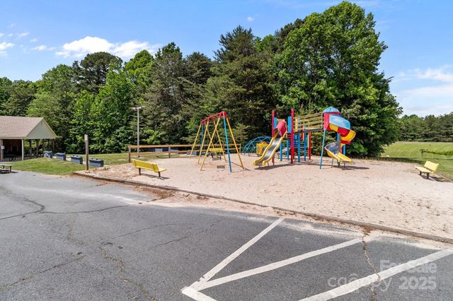 165 Cardinal Drive 615, New London, NC 27371