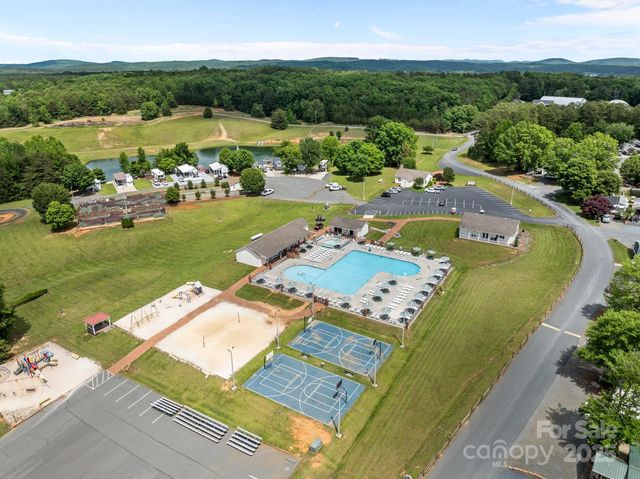 165 Cardinal Drive 615, New London, NC 27371