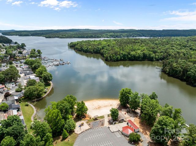165 Cardinal Drive 615, New London, NC 27371