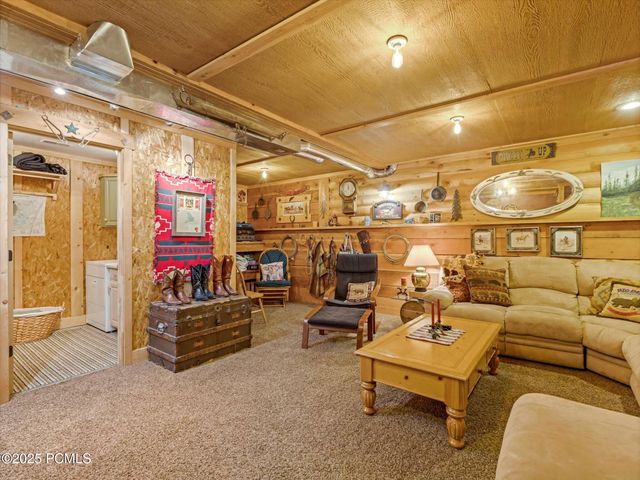 9281 Uinta Drive, Oakley, UT 84055