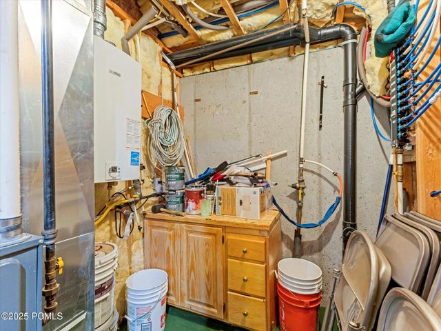 9281 Uinta Drive, Oakley, UT 84055