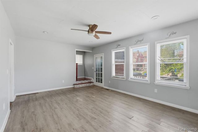 16176 Ohio Street, Detroit, MI 48221