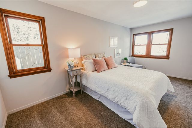 44 Maplehurst Road, Irondequoit, NY 14617