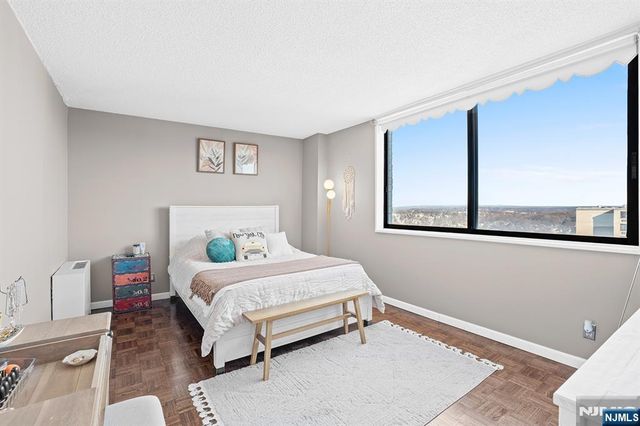 277 Prospect Avenue 18B, Hackensack, NJ 07601