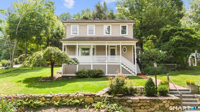 22 Buckskin Lane, Oxford, CT 06478