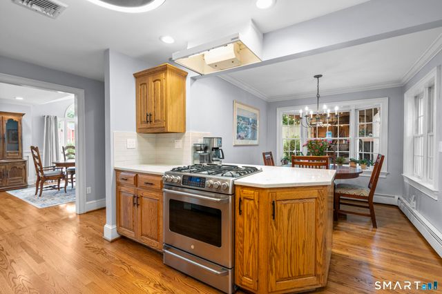 22 Buckskin Lane, Oxford, CT 06478
