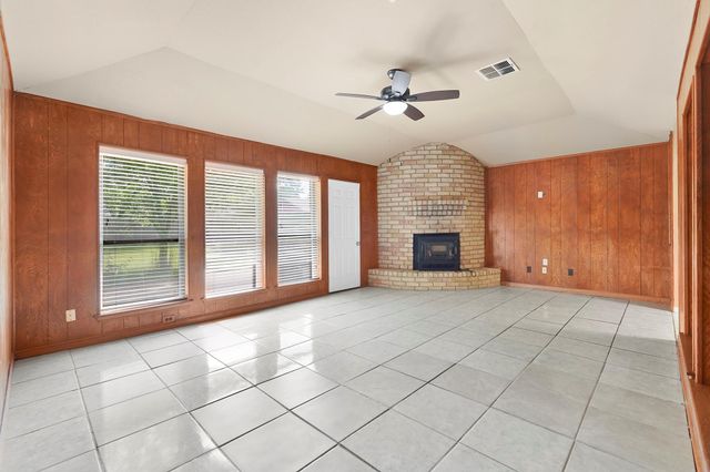 20114 Foxchester Lane, Humble, TX 77338