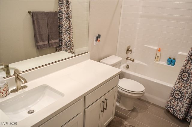 5519 Eleganza Avenue, Pahrump, NV 89061