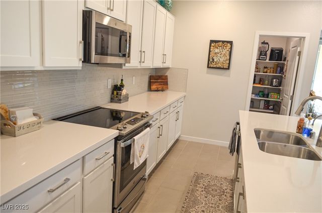 5519 Eleganza Avenue, Pahrump, NV 89061