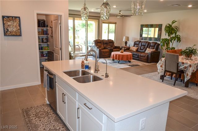 5519 Eleganza Avenue, Pahrump, NV 89061