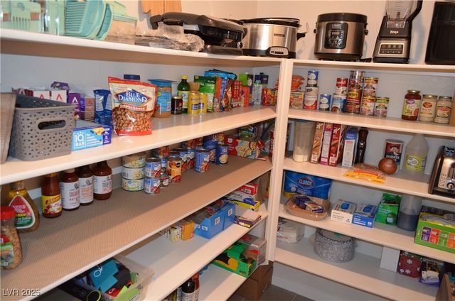 5519 Eleganza Avenue, Pahrump, NV 89061