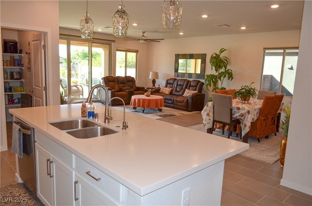 5519 Eleganza Avenue, Pahrump, NV 89061