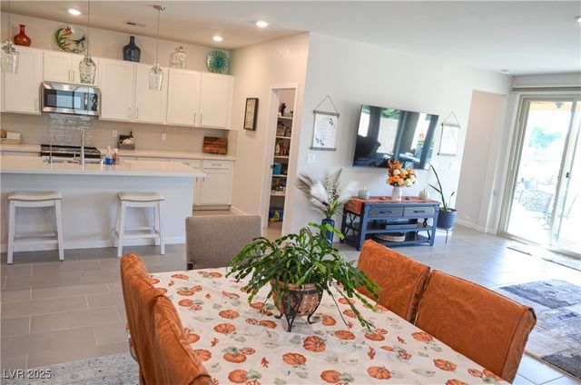 5519 Eleganza Avenue, Pahrump, NV 89061