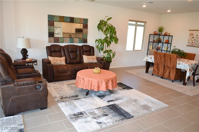 5519 Eleganza Avenue, Pahrump, NV 89061