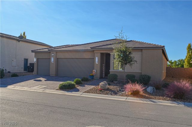 5519 Eleganza Avenue, Pahrump, NV 89061