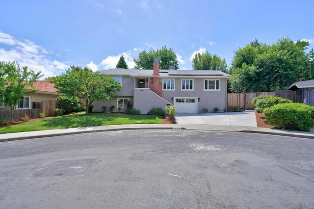 2489 Edith Avenue, Redwood City, CA 94061