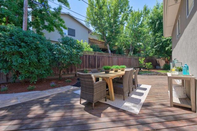 2489 Edith Avenue, Redwood City, CA 94061
