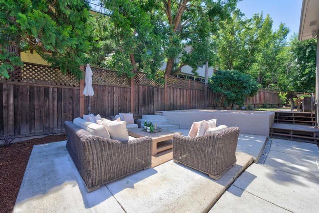 2489 Edith Avenue, Redwood City, CA 94061