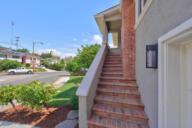 2489 Edith Avenue, Redwood City, CA 94061