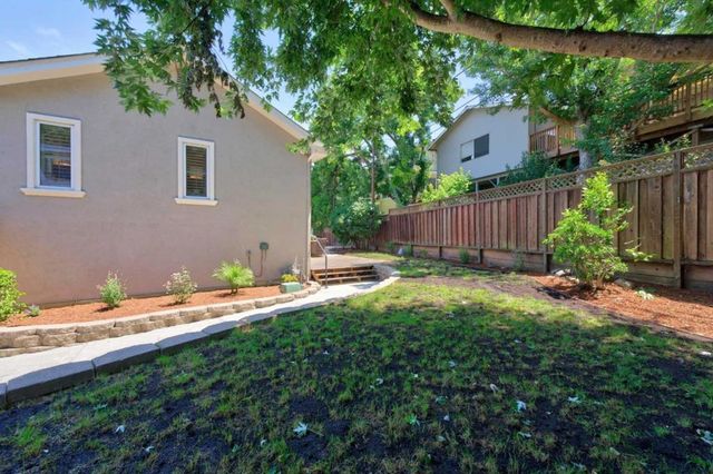 2489 Edith Avenue, Redwood City, CA 94061