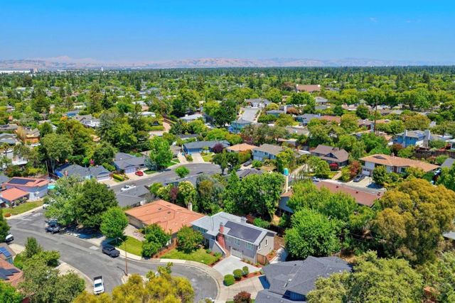2489 Edith Avenue, Redwood City, CA 94061