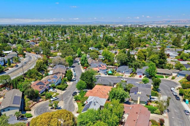 2489 Edith Avenue, Redwood City, CA 94061