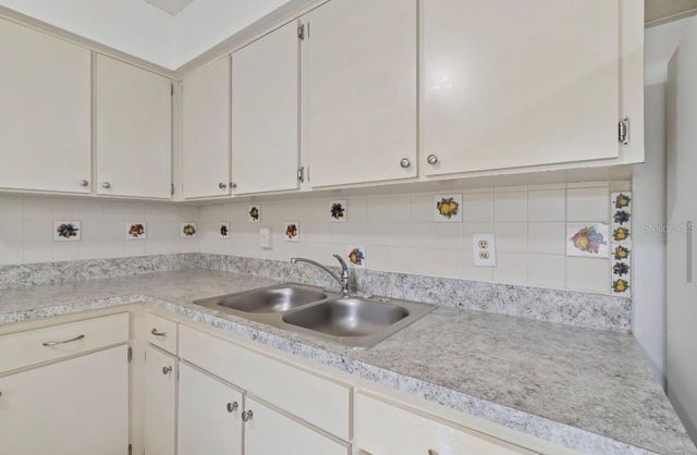7516 N CORTEZ STREET, Tampa, FL 33614