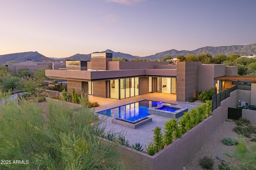 10354 E CELESTIAL Drive, Scottsdale, AZ 85262