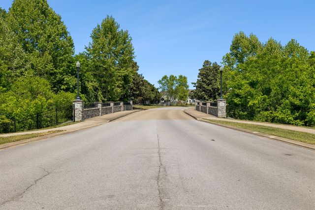 2163 Houston Bnd, Lebanon, TN 37087
