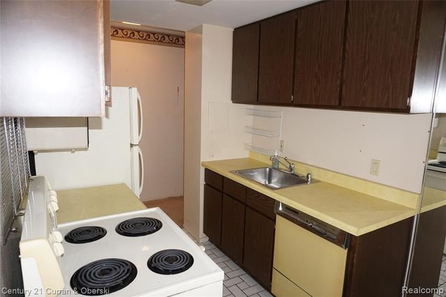 22700 Garrison Street 908, Dearborn, MI 48124