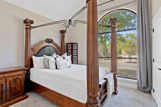 510 Woodland Park DR, Marble Falls, TX 78654