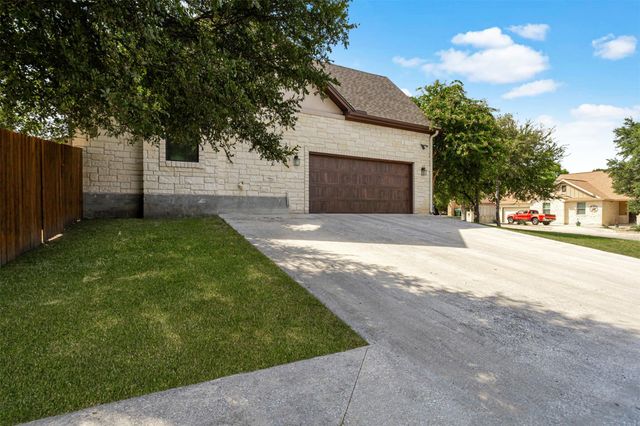 510 Woodland Park DR, Marble Falls, TX 78654