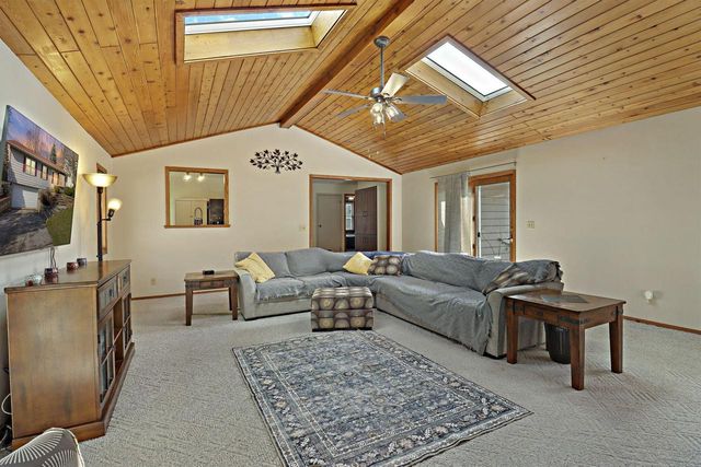 8050 Gina DRIVE, Mount Pleasant, WI 53406