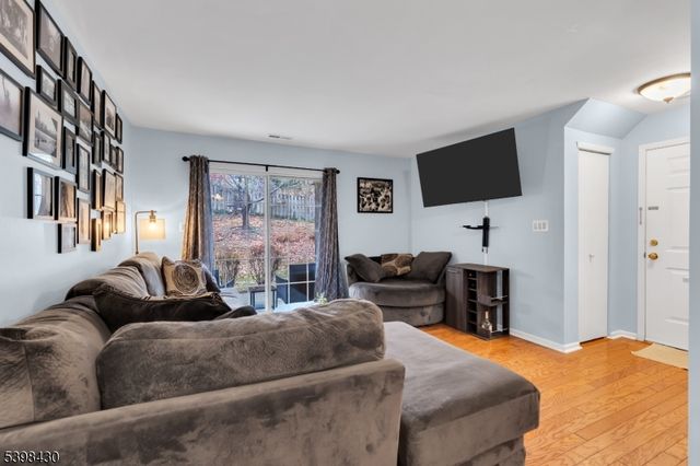 1703 Commons At Kingswood Dr, East Brunswick Twp., NJ 08816