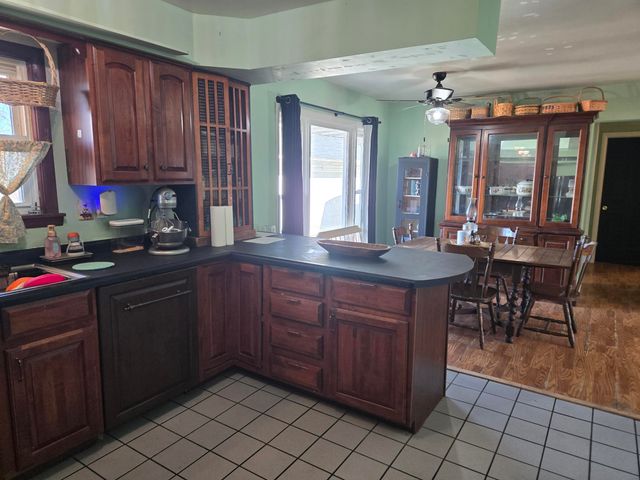 1950 Riverlane Drive, Lake Station, IN 46405