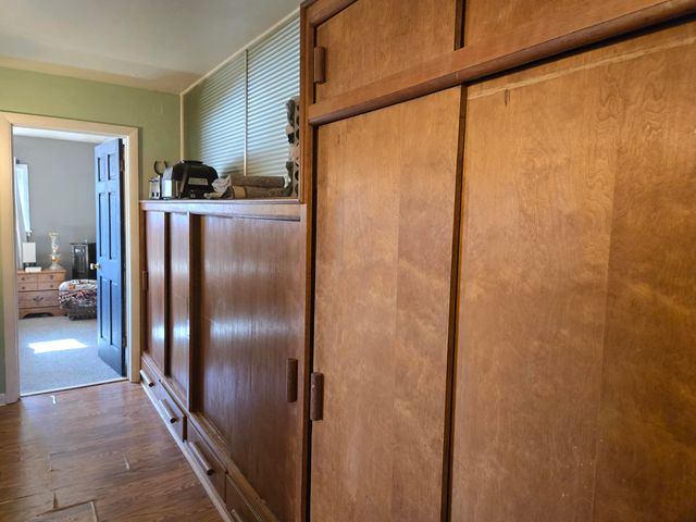 1950 Riverlane Drive, Lake Station, IN 46405