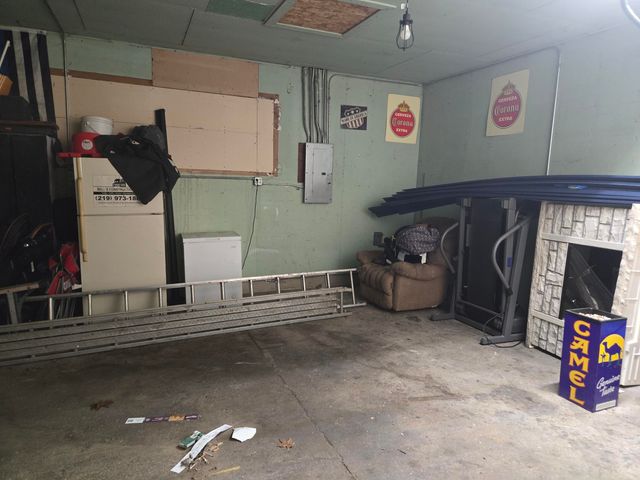 1950 Riverlane Drive, Lake Station, IN 46405