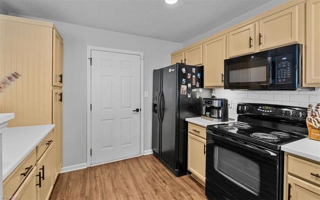 5602 Harbor House Drive, Greensboro, NC 27410