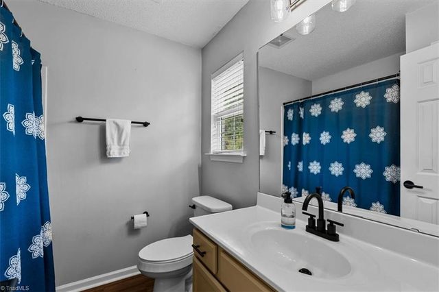 5602 Harbor House Drive, Greensboro, NC 27410