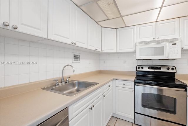 1200 West Ave PH08, Miami Beach, FL 33139