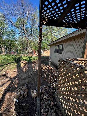 118 NE Angus, Lawton, OK 73507
