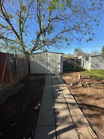 118 NE Angus, Lawton, OK 73507