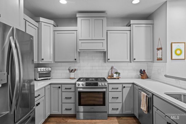 2320 N 16th St, Boise, ID 83702