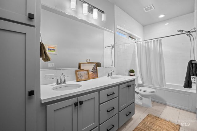 2320 N 16th St, Boise, ID 83702