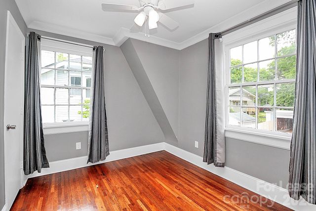 408 W 6th Avenue, Gastonia, NC 28052