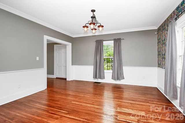 408 W 6th Avenue, Gastonia, NC 28052