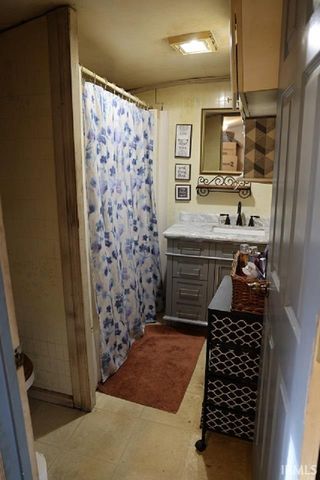 6862 N Jackson Street, Attica, IN 47918