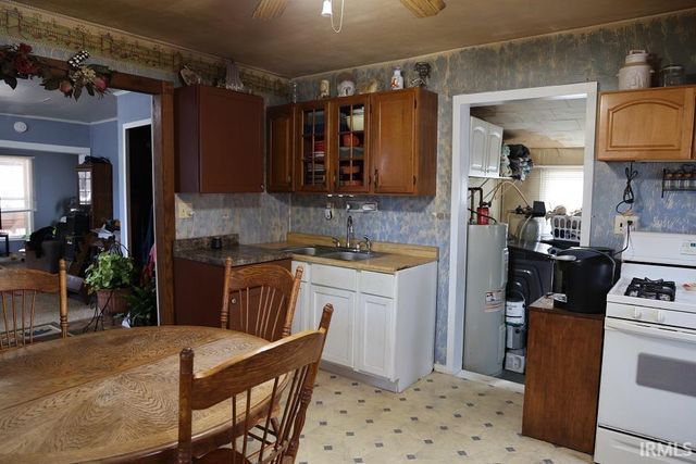 6862 N Jackson Street, Attica, IN 47918