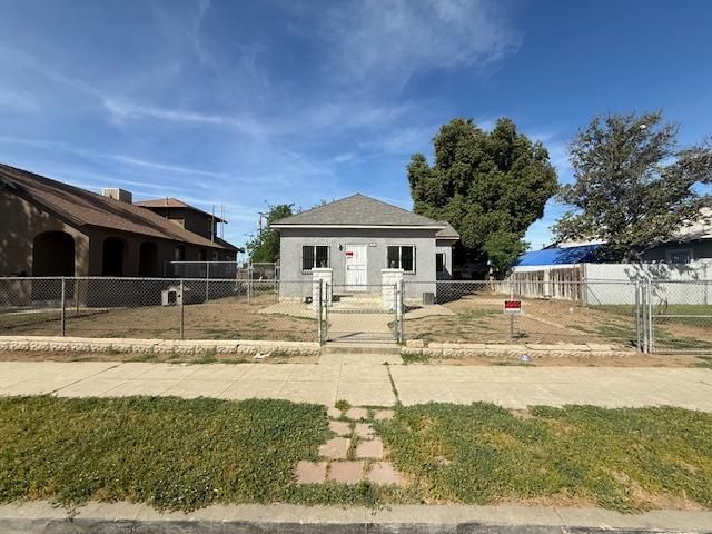 441 N Clark Street, Fresno, CA 93701