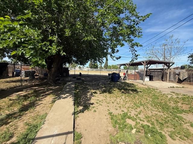 441 N Clark Street, Fresno, CA 93701